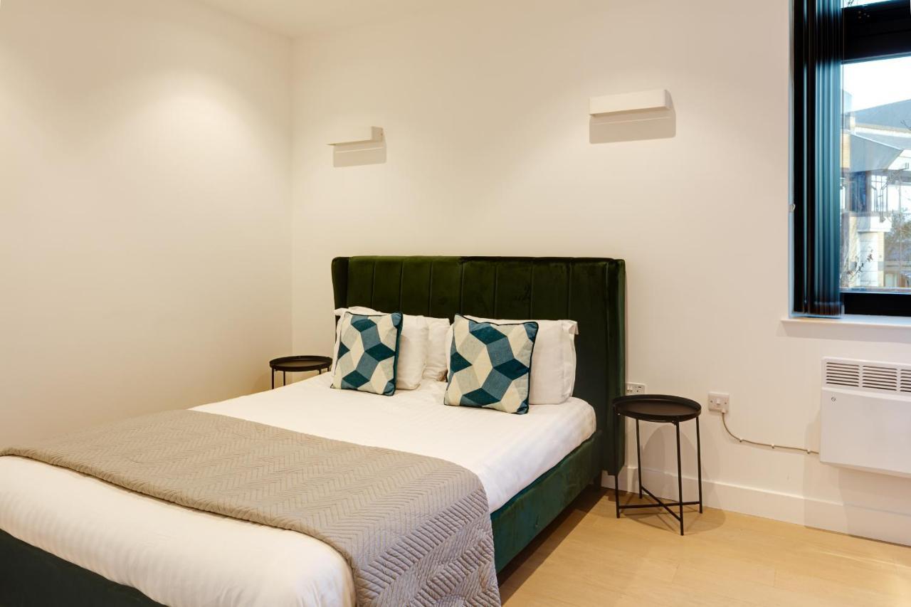 Charles Hope London Brentford Apartment Exterior foto