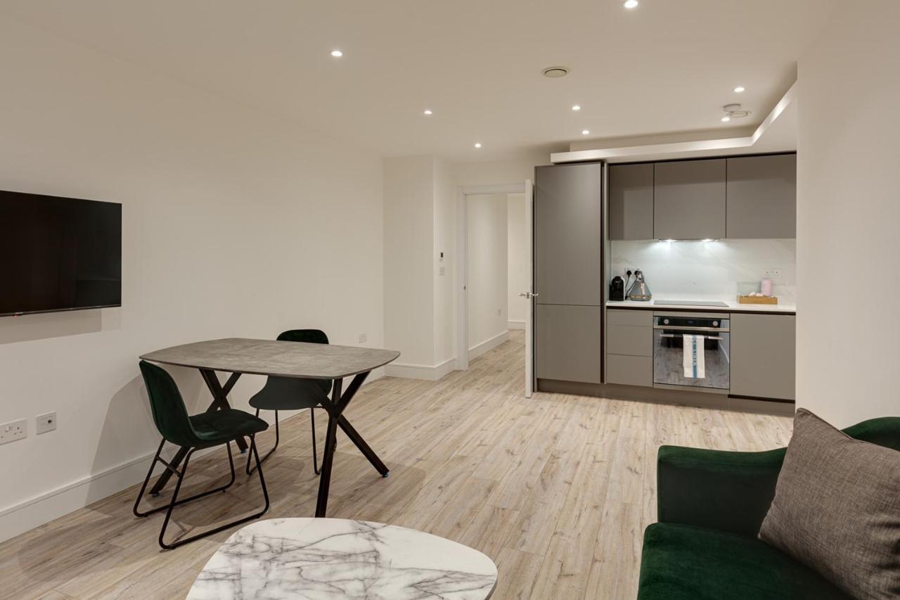 Charles Hope London Brentford Apartment Exterior foto