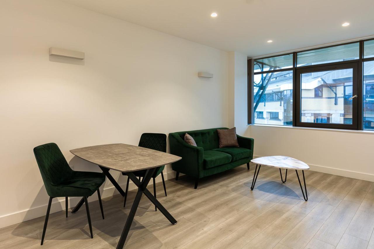 Charles Hope London Brentford Apartment Exterior foto
