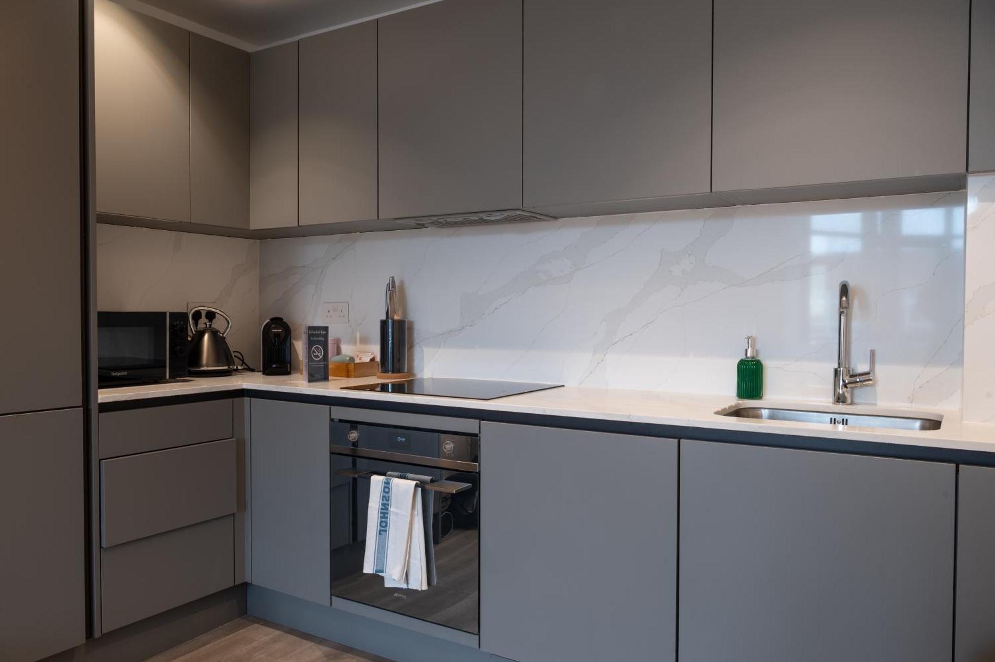 Charles Hope London Brentford Apartment Exterior foto